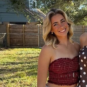 Meet your Posher, Sarah